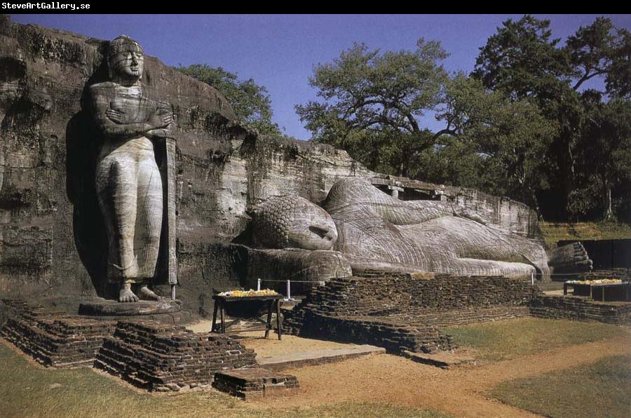 unknow artist Ananda and Parinivana-Buddha, Screamed Vihara, Polonnaruva